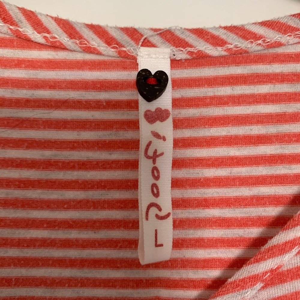 Red/Orange Top - Picture 4 of 4